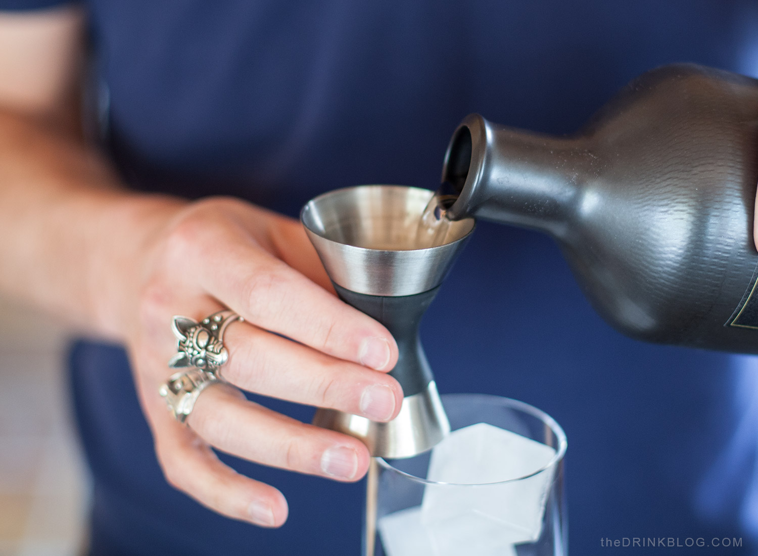 pouring shochu